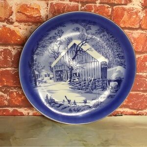 Vintage Currier & Ives "The Old Homestead in Winter" 8" Decorative Plate